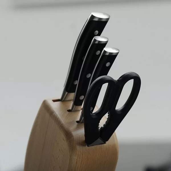 Нож для овощей Classic Ikon, 9см, Wusthof, 4086/09 WUS - изобр. 14