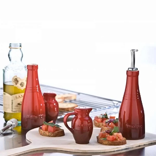 Набор емкостей для масла и уксуса, материал керамика, цвет вишневый, Le Creuset, Франция, 91001700060000 - изобр. 8