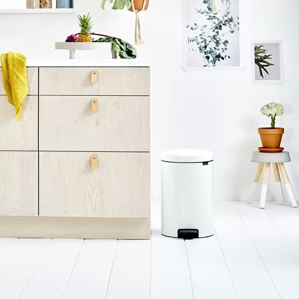 Мусорный бак с педалью NewIcon, 20л, белый, Brabantia, 111846 - изобр. 10