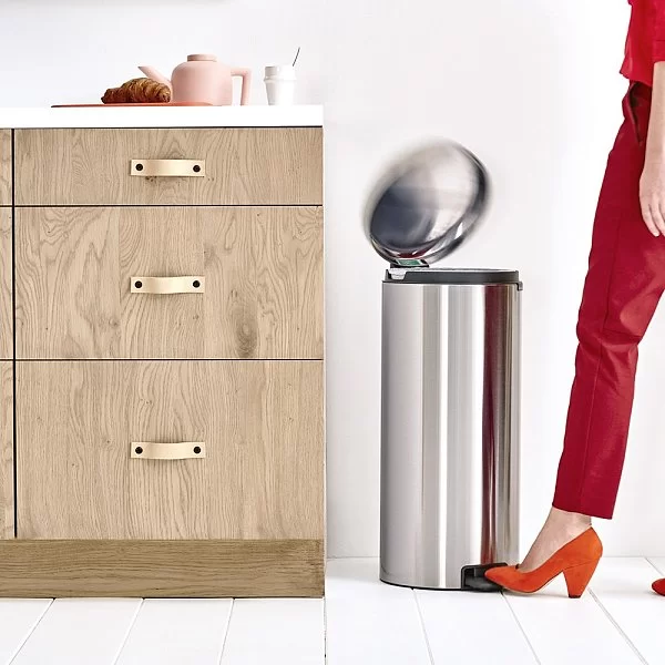 Мусорный бак с педалью NewIcon, 30л, стальной матовый, Brabantia, 111822 - изобр. 16