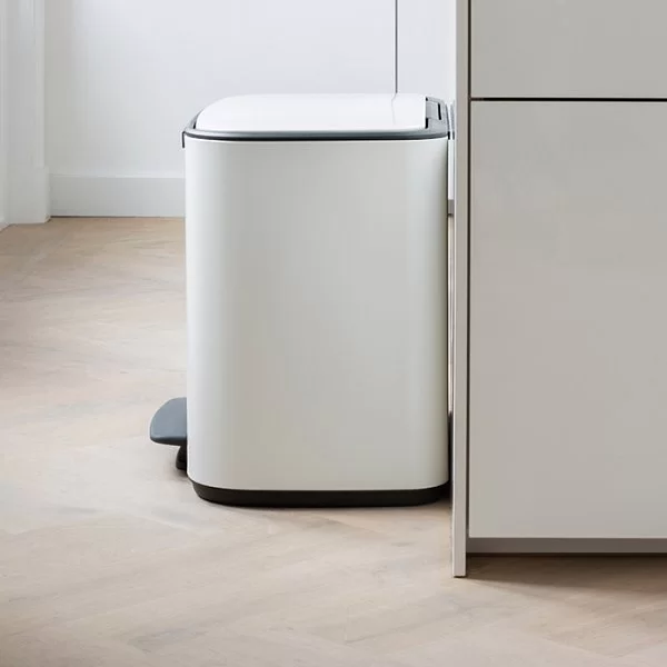 Мусорный бак c педалью Pedal Bin Bo, 36л, белый, Brabantia, 121388 - изобр. 10