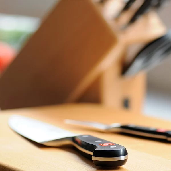 Нож поварской шеф Classic, 18см, Wusthof, 4582/18 - изобр. 11