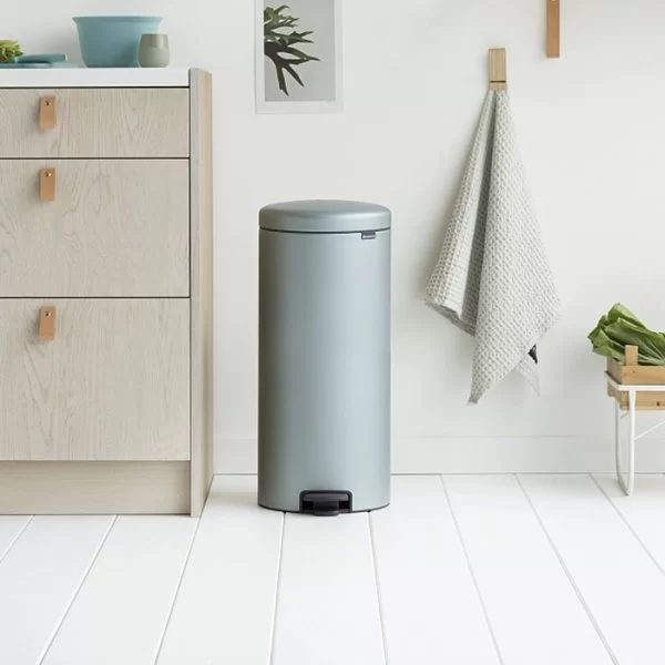 Мусорный бак с педалью NewIcon, 30л, мятный металлик, Brabantia, 114564 - изобр. 11