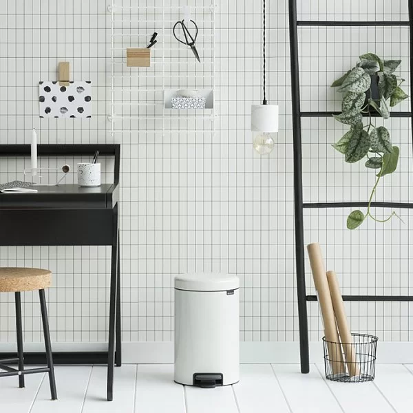 Мусорный бак с педалью NewIcon, 12л, белый, Brabantia, 111969 - изобр. 11