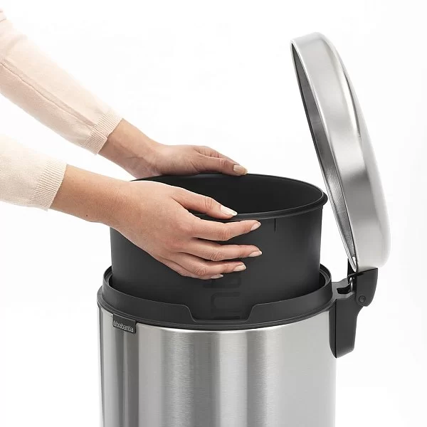 Мусорный бак с педалью NewIcon, 30л, стальной матовый, Brabantia, 111822 - изобр. 14