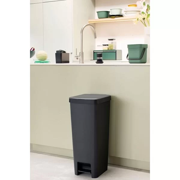 Мусорный бак с педалью StepUp 40л, пластик, цвет темно-серый, Brabantia, Бельгия, 800023 - изобр. 10