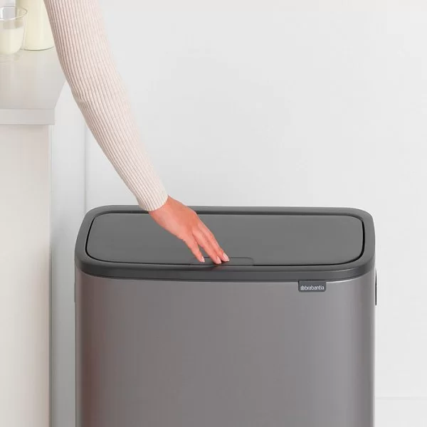 Мусорный бак Touch Bin Bo объем 60 л, 54,5x31,2x65,6 см, нержавеющая сталь, цвет платиновый, Brabantia, Бельгия, 223068 - изобр. 13
