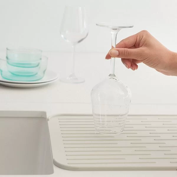 Коврик для посуды Sink Side, светло-серый, Brabantia, 117466 - изобр. 11