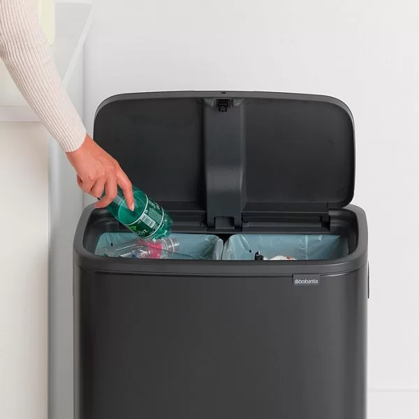Мусорный бак 2-х секционный Touch Bin Bo объем 30 + 30 л, 54,1x36,3x65,2 см, нержавеющая сталь, цвет черный матовый, Brabantia, Бельгия, 221484 - изобр. 10