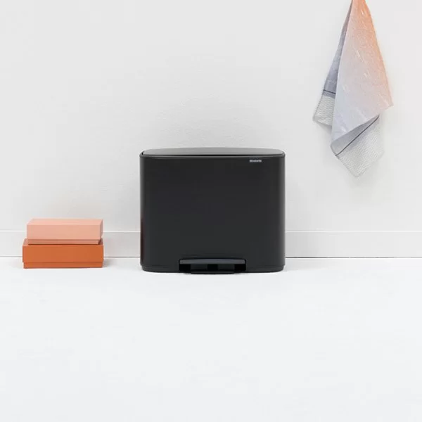 Мусорный бак c педалью Pedal Bin Bo, 36л, черный матовый, Brabantia, 121463 - изобр. 18