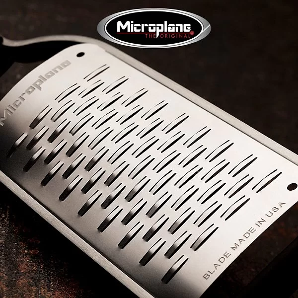 Тёрка ленточная с деревянной ручкой Master Series материал нержавеющая сталь + дерево, цвет металлик + дерево, Microplane, США, 43302 - изобр. 10