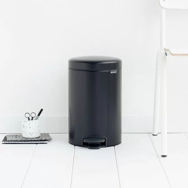 Мусорный бак с педалью NewIcon, 12л, черный матовый, Brabantia, 113741 - изобр. 10
