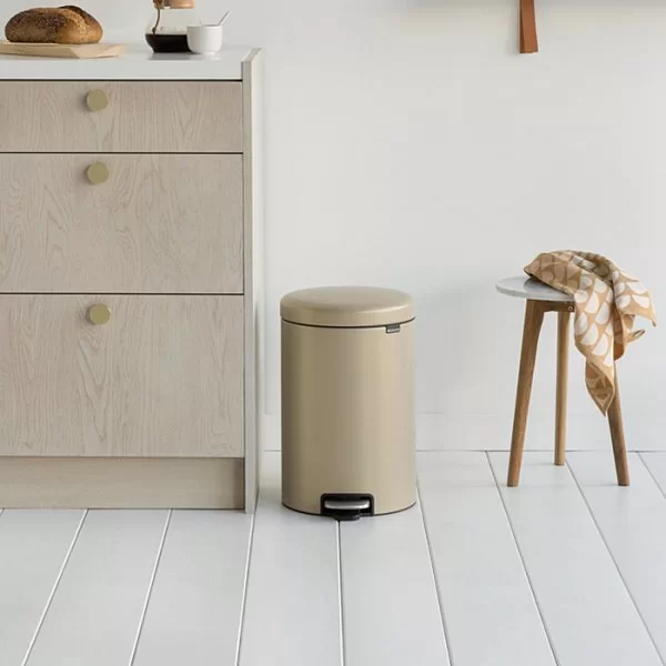 Мусорный бак с педалью NewIcon, 20л, минерально-золотой, Brabantia, 115882 - изобр. 13