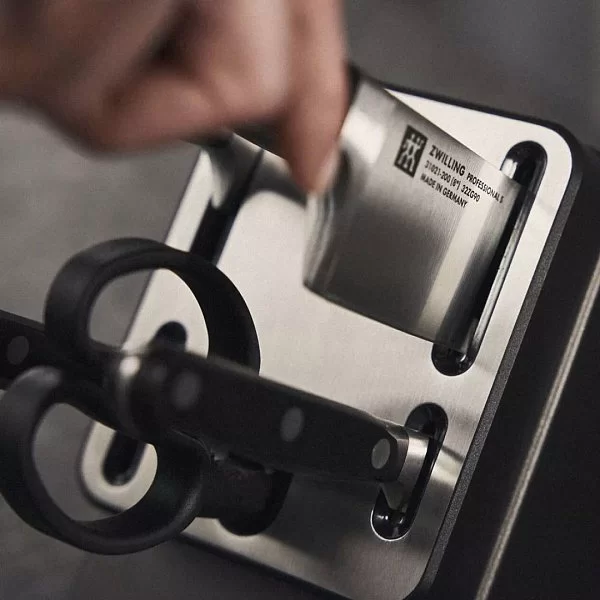 Набор кухонных ножей с заточкой Professional S, 7 предметов, цвет антрацитовый, Zwilling J.A. Henckels, Германия, 1027275 - изобр. 11