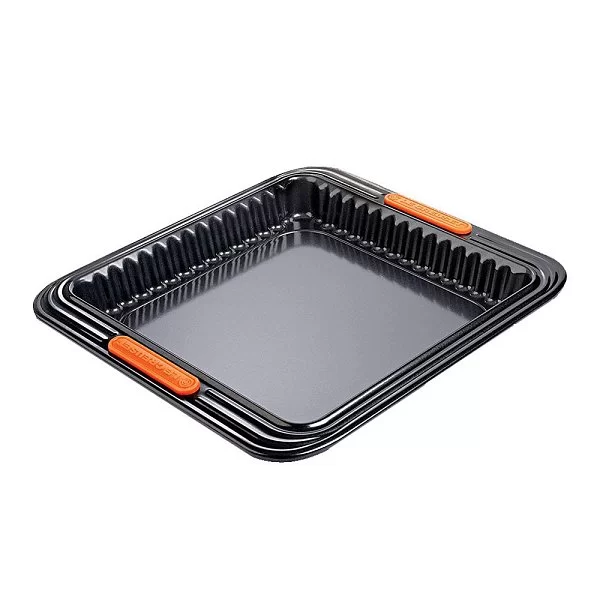 Форма для выпечки рифленая 23х23 см, нержавеющая сталь с антипригарным покрытием, цвет черный, Le Creuset, Франция, 94103139001100 - изобр. 7
