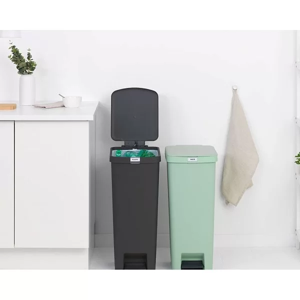 Мусорный бак с педалью StepUp 40л, пластик, цвет темно-серый, Brabantia, Бельгия, 800108 - изобр. 11