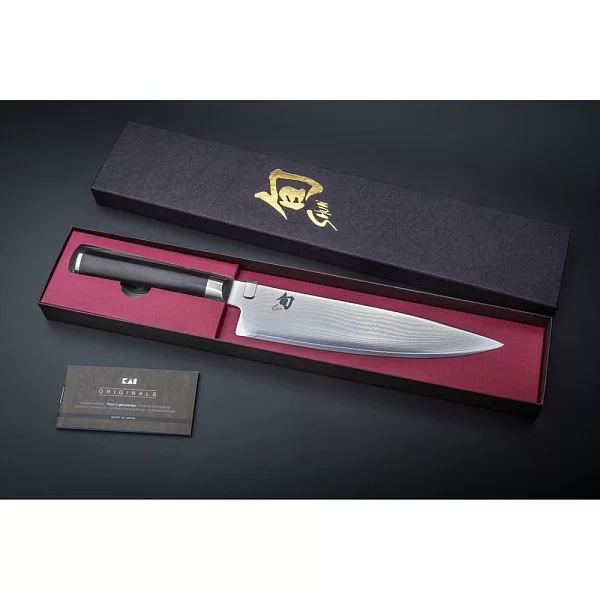 Нож кухонный поварской Shun Classic, длина лезвия 20 см, сталь VG-MAX в обкладках из дамаска, Kai, Япония, KAI-DM-0706 - изобр. 12