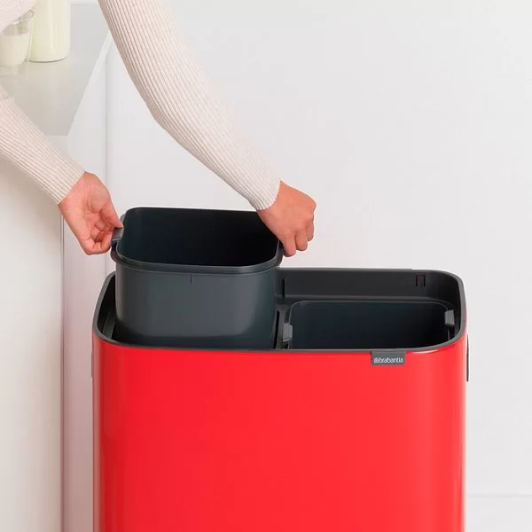 Мусорный бак 2-х секционный Touch Bin Bo объем 30 + 30 л, 54,5x31,2x65,6 см, нержавеющая сталь, цвет пламенно-красный, Brabantia, Бельгия, 221507 - изобр. 12