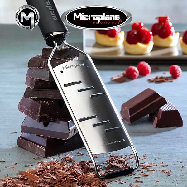 Терка крупная Gourmet материал нержавеющая сталь + силикон, цвет черный, Microplane, США, 45000 - изобр. 10