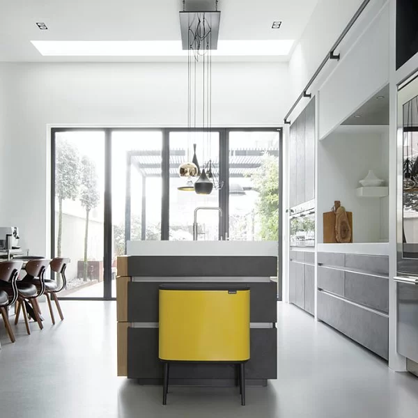 Мусорный бак 2 секции 11+23л, желтая маргаритка, Brabantia, 316128 - изобр. 12