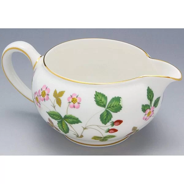 Молочник Wild Strawberry 12x8,5x5,5 см, 150 мл, материал фарфор, Wedgwood, Великобритания, 50105506055 - изобр. 10