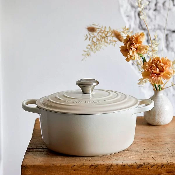 Кастрюля с крышкой 26 см, объем 5,3 л, материал чугун, цвет маренго, Le Creuset, Франция, 21177267164430 - изобр. 11