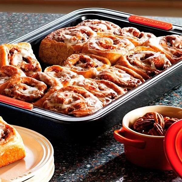 Форма для выпечки прямоугольная 33х23 см с антипригарным покрытием, алюминий, цвет гранитный, Le Creuset, Франция, 94101039000000 - изобр. 8