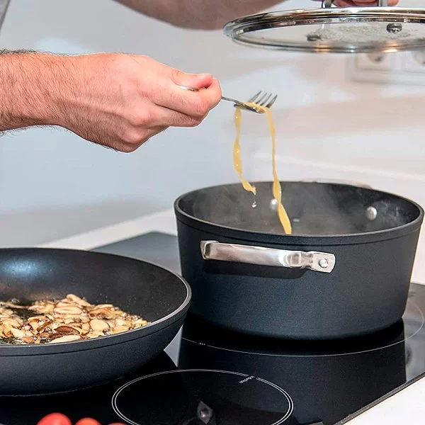 Кастрюля с крышкой Samoa 2,6 л, диаметр 20 см, кованый алюминий, цвет черный, Arcos, Испания, 716900 - изобр. 11