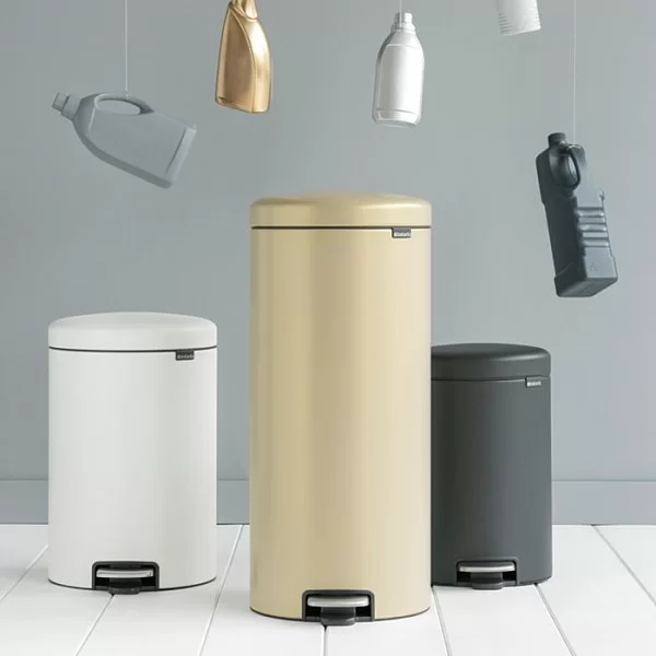 Мусорный бак с педалью NewIcon, 30л, минерально-золотой, Brabantia, 115967 - изобр. 10